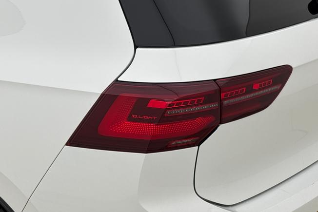 VOLKSWAGEN Golf Photo 18