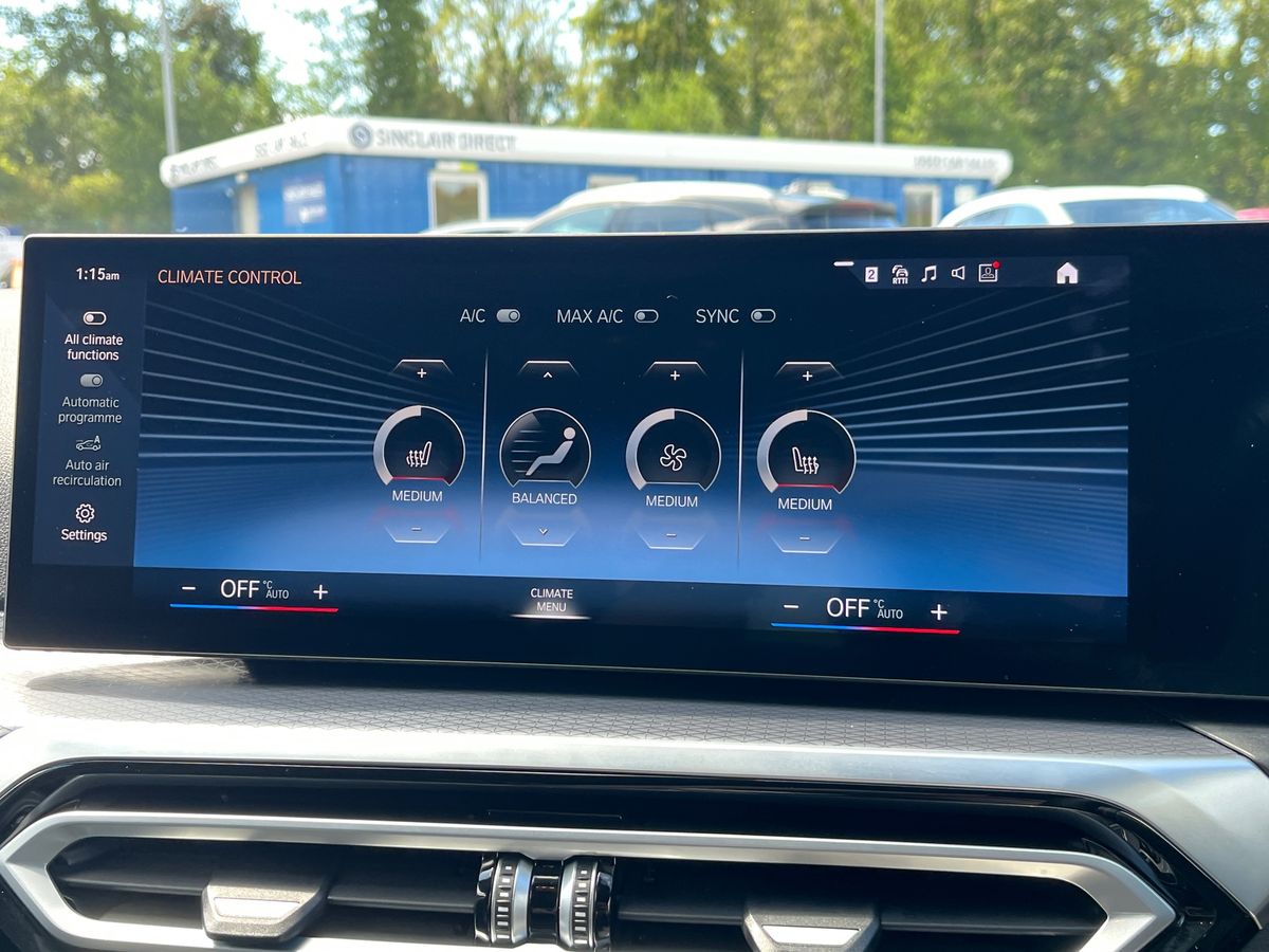 BMW 3 Series Photo 12