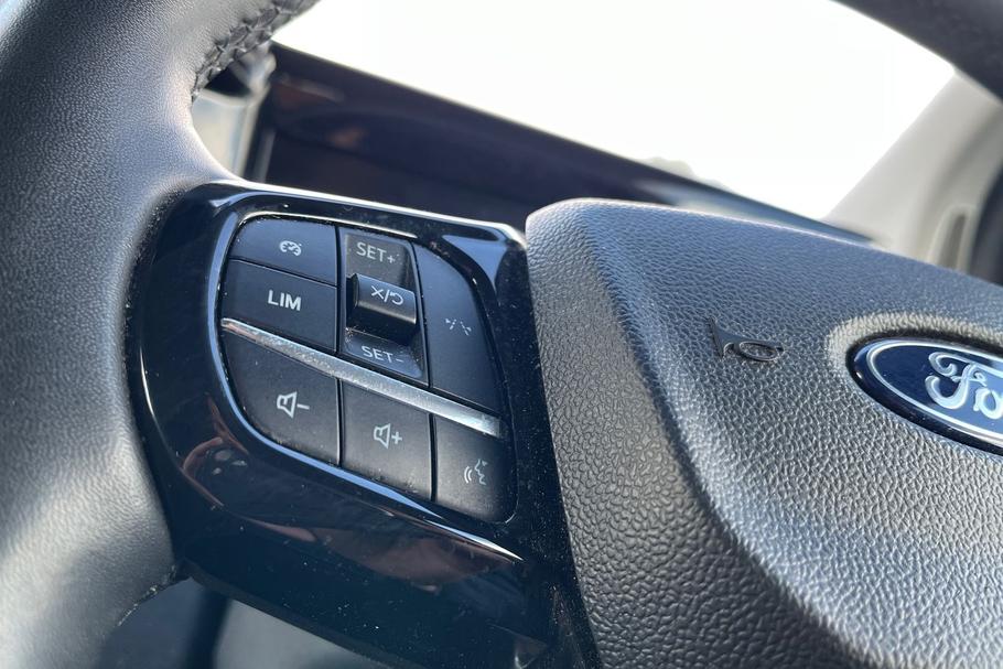 Used FORD TRANSIT CUSTOM WM24NUB 18