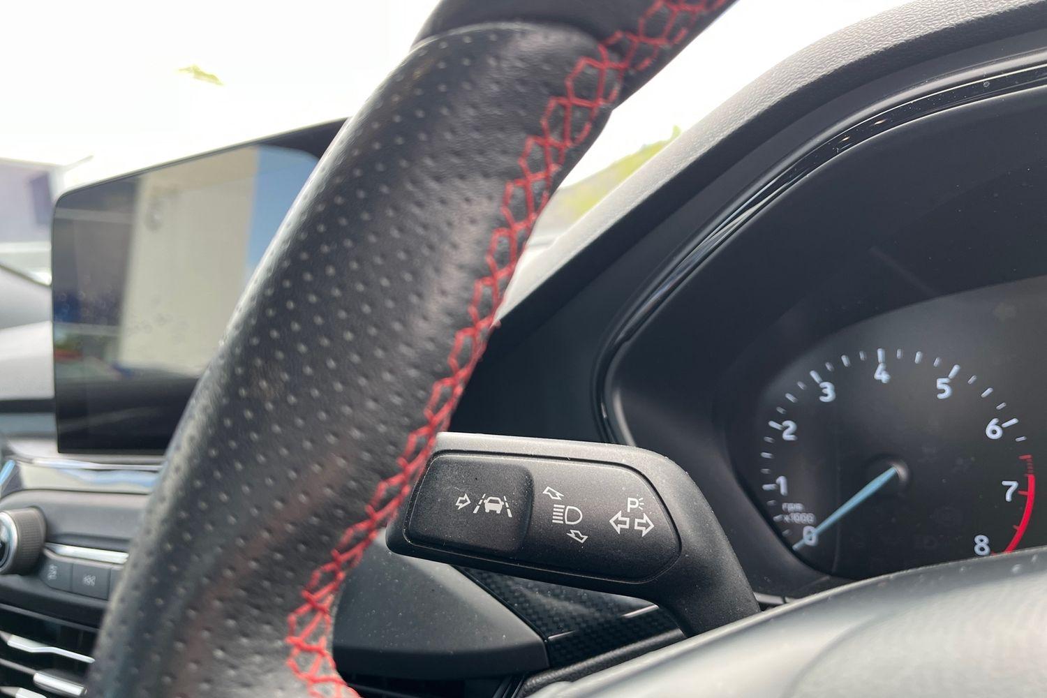 Ford FOCUS Photo 13