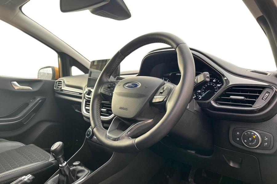 Ford FIESTA Photo autoimg-2711fdbc6de26defdbb00e2dd3ce93c10e785f08.jpg