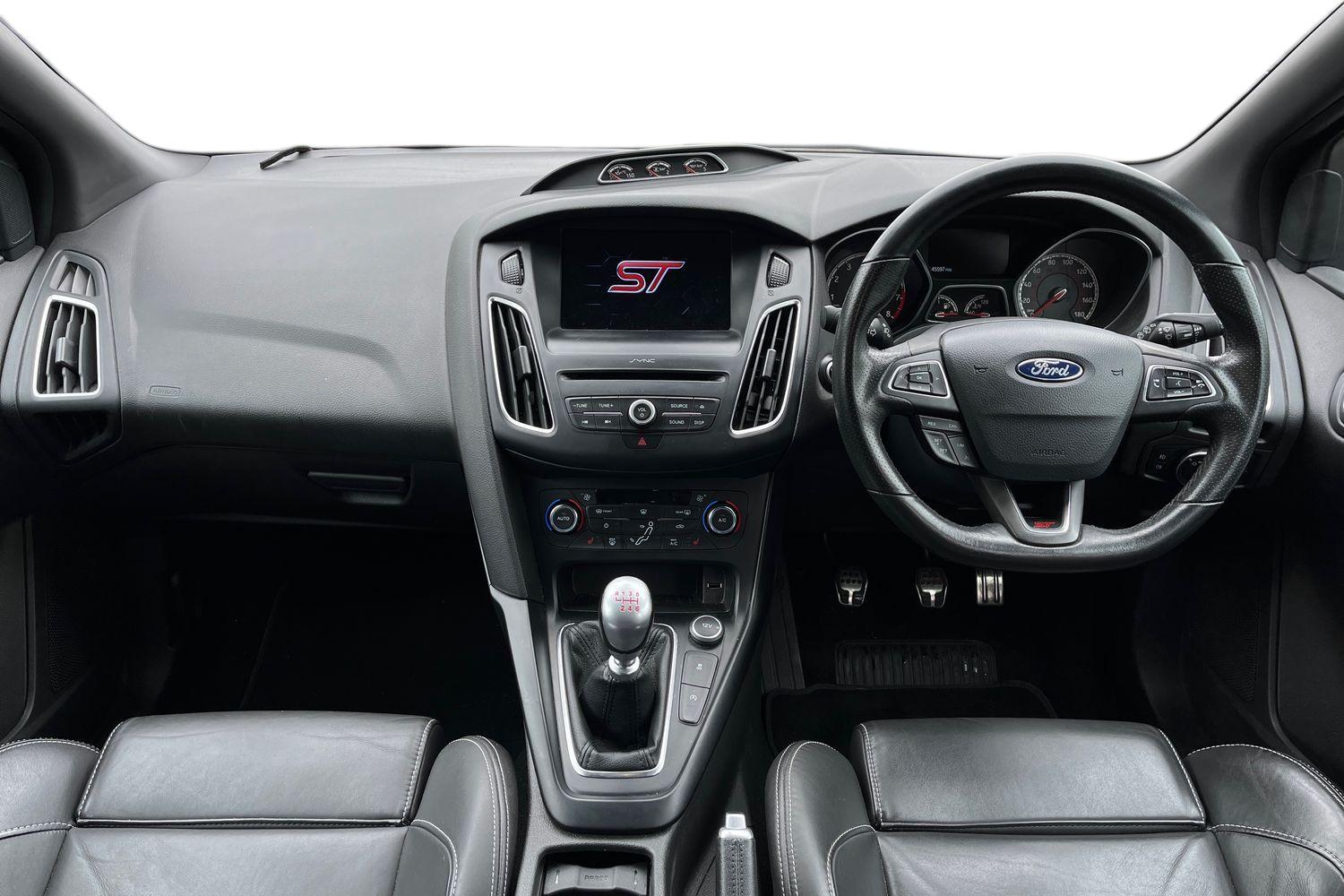 Ford Focus Photo 9