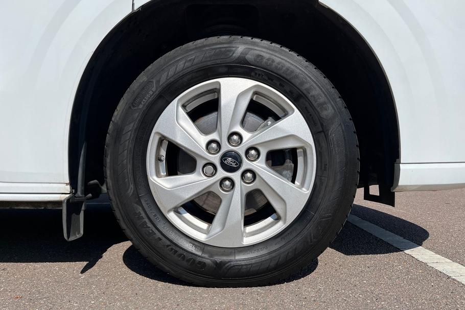 Used Ford TRANSIT CUSTOM DV24HLE 23