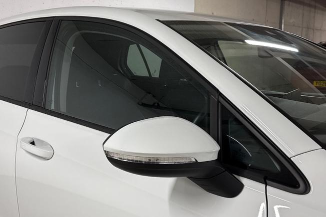 Volkswagen Golf Photo 20