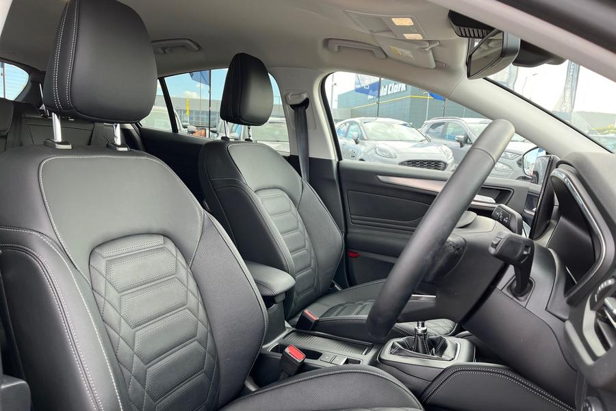 Ford Focus Photo autoimg-272297180cdb62dd7706e8e1dc848221d3536234.jpg