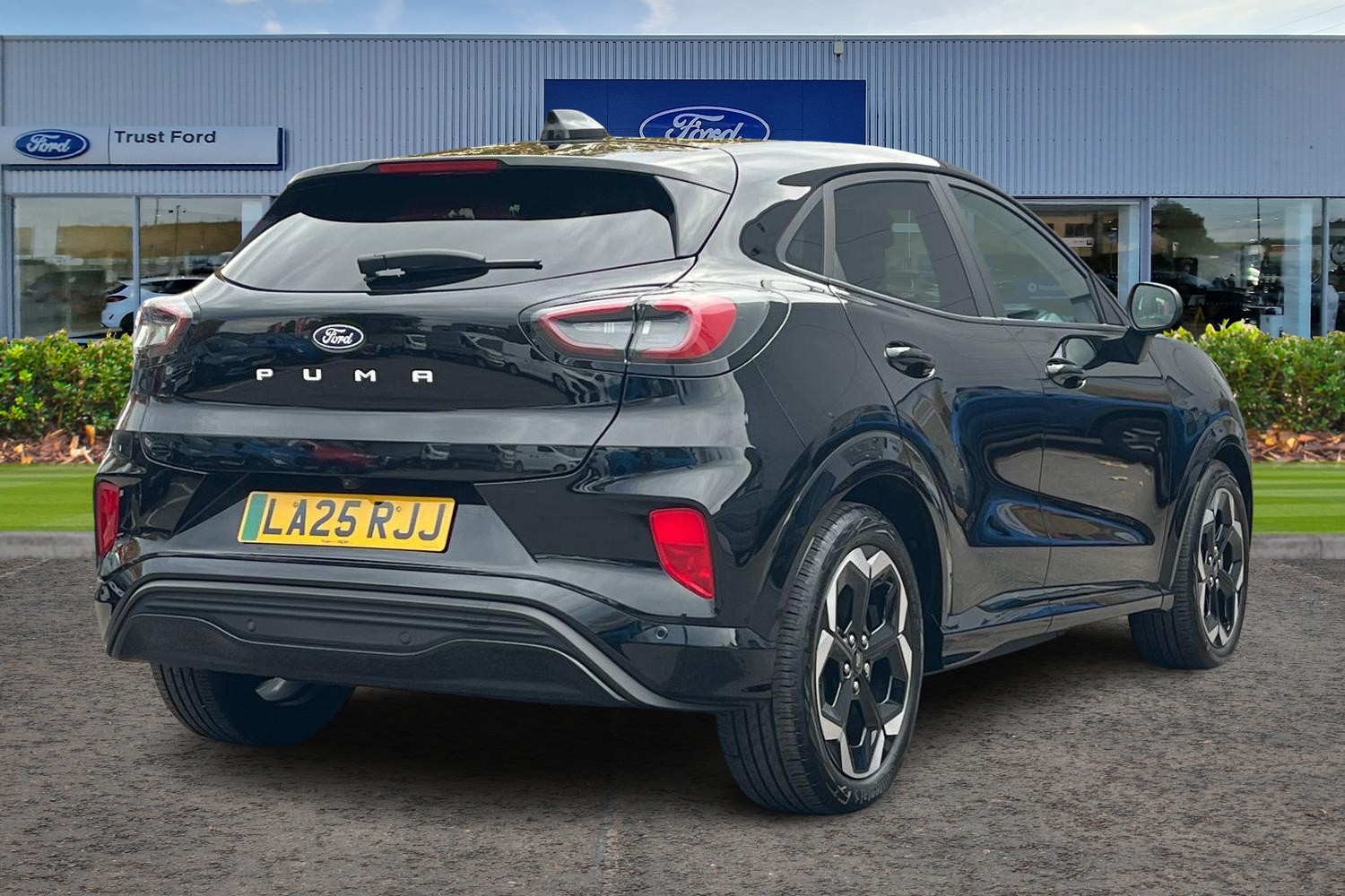 Ford PUMA Photo 3