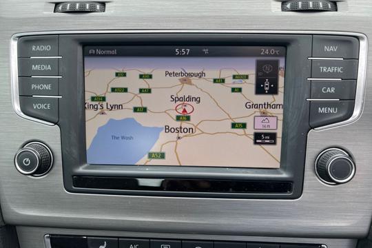 Volkswagen Golf Photo autoimg-27244ea6c1f710136c4a1c93933a30b6e6c31660.jpg