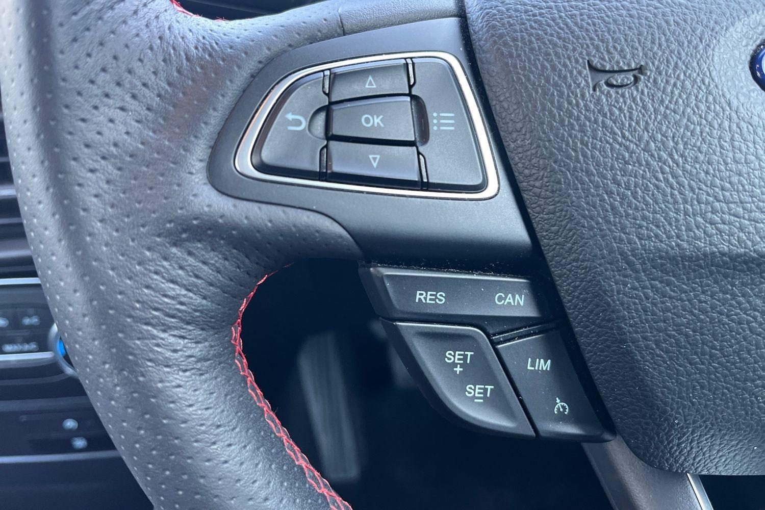 Ford EcoSport Photo 22