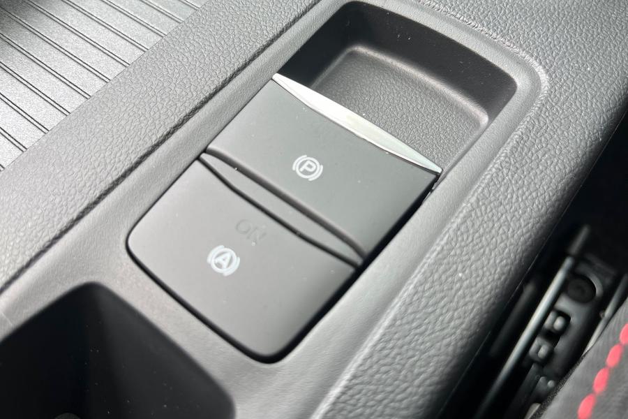 Ford Focus Photo autoimg-27259e1b48cafdddb48e071c16167dd3f08dae84.jpg