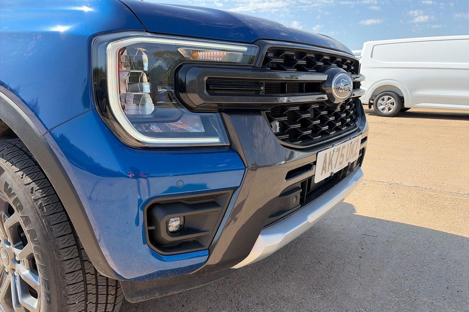 Ford RANGER Photo 17
