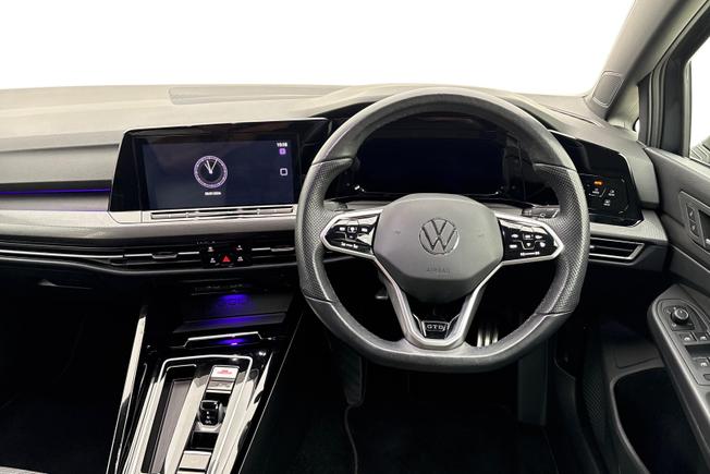 VOLKSWAGEN Golf Photo 11