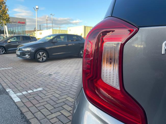 KIA Picanto Photo 32
