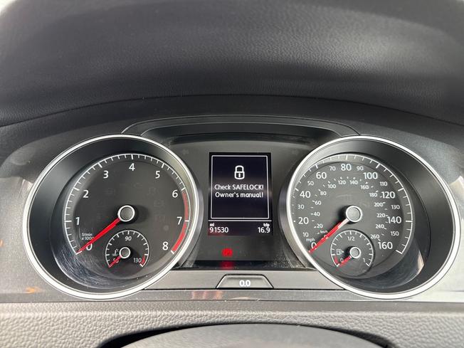Volkswagen Golf Photo 15