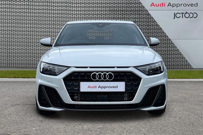 AUDI A1 Photo 8