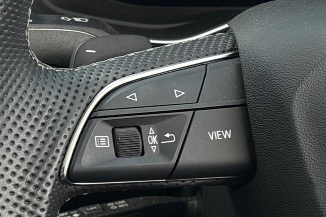 AUDI Q5 Photo 16