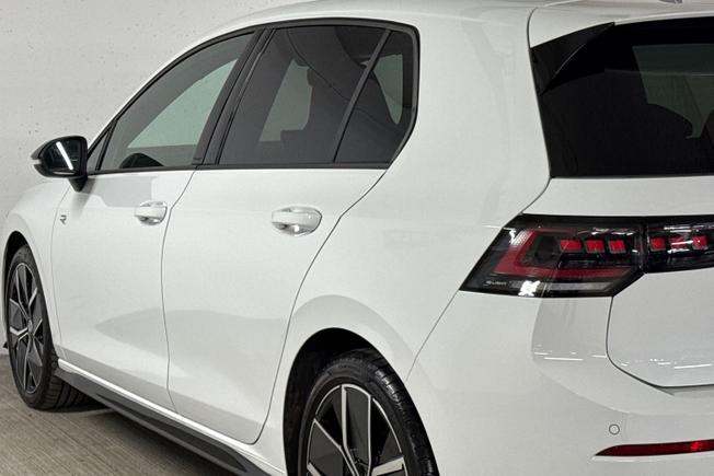 Volkswagen Golf Photo 26