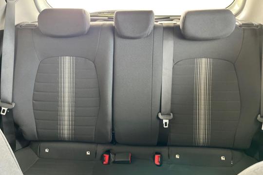 Hyundai i10 Photo autoimg-273e3ec564914bee3ec220c2a269e42bd0f39a47.jpg