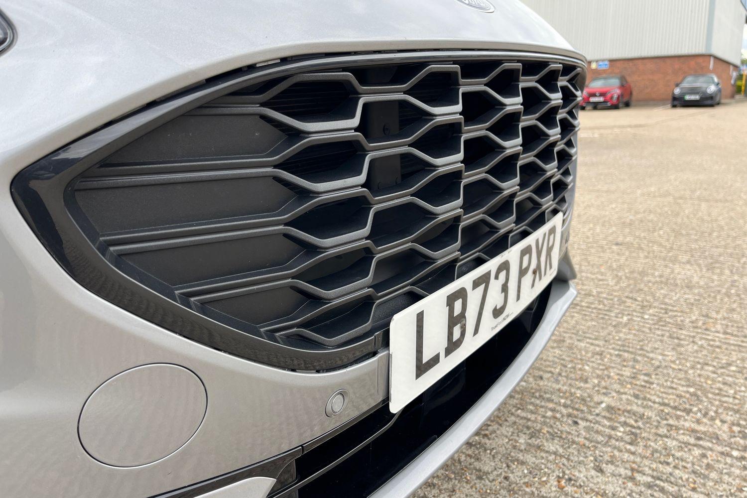 Ford KUGA Photo 36