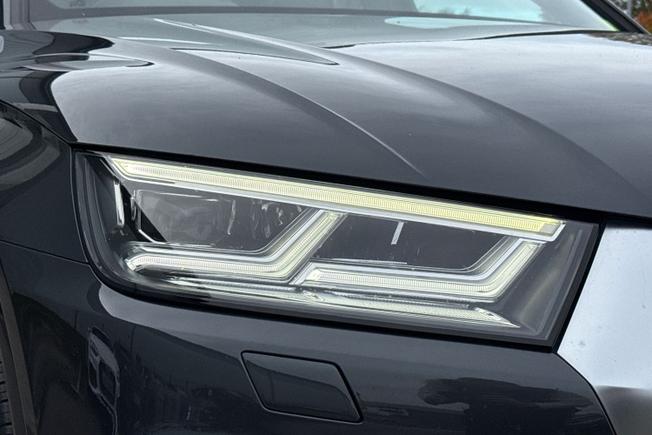AUDI SQ5 Photo 19