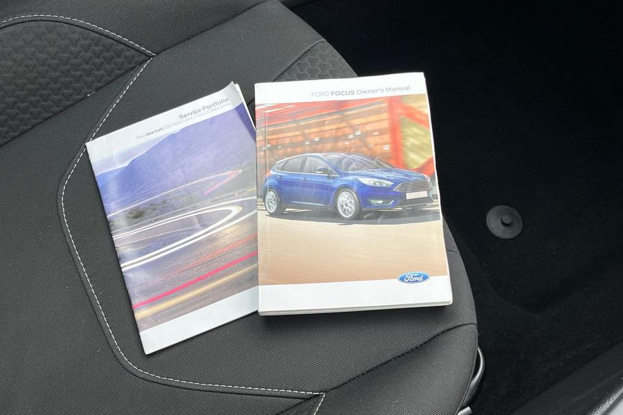 Ford FOCUS Photo autoimg-2748d8c42b0348a33fbc23b43ac9a4c048c5ea76.jpg