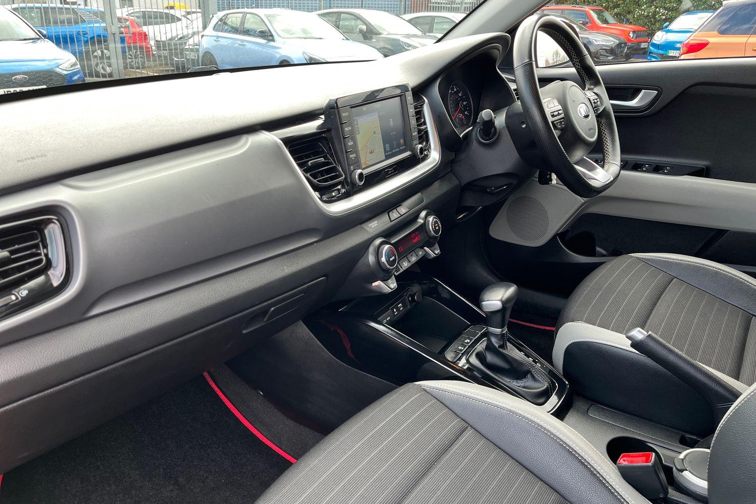 Kia STONIC Photo 17