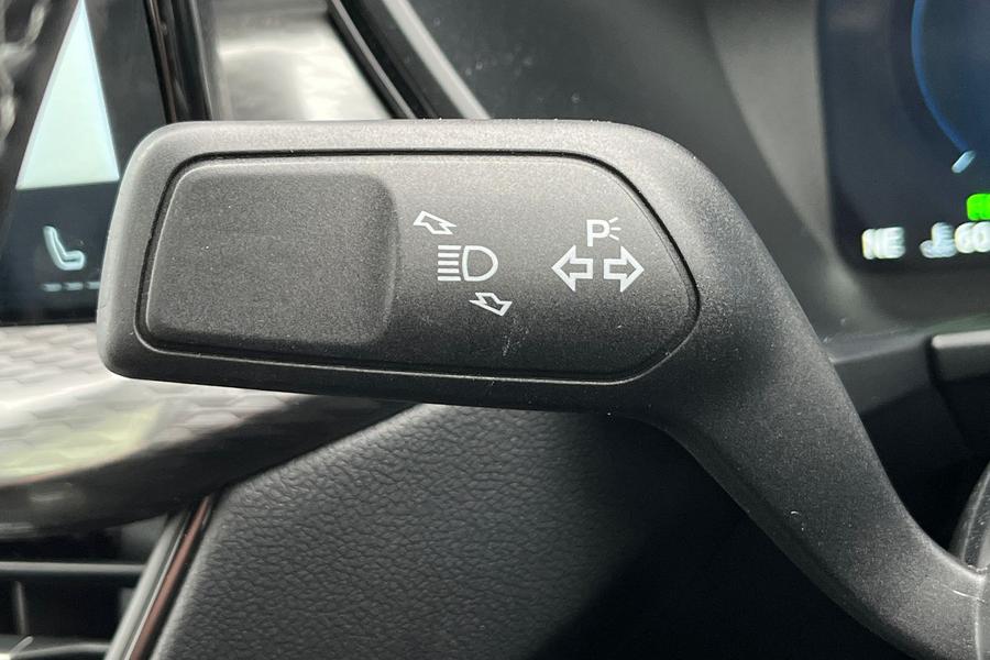 Ford KUGA Photo autoimg-274c29dff6c5e3e446b494b909676910f8b5cb7f.jpg