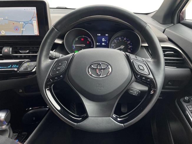 TOYOTA C-Hr Photo 11