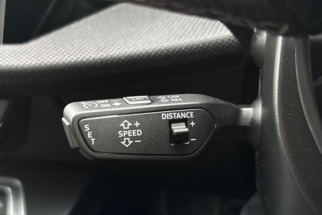 AUDI A3 Photo 38