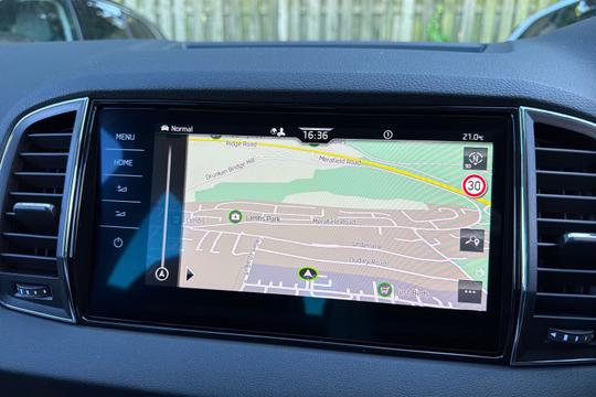Skoda Karoq Photo autoimg-27562badb265facf751b95e4369767b931865c4c.jpg