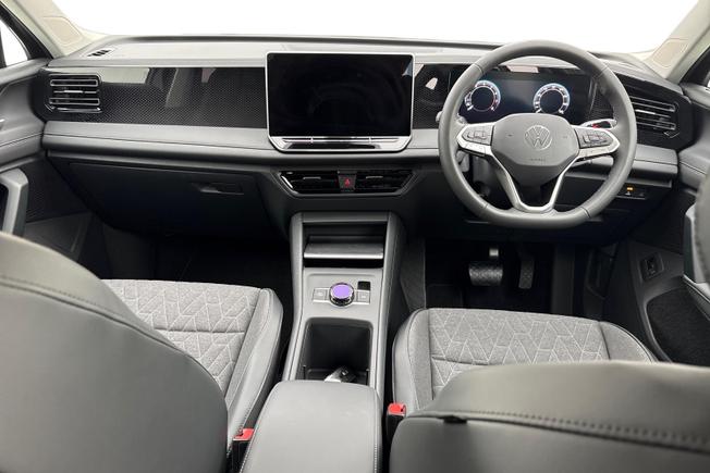 VOLKSWAGEN  Tiguan  Photo 10