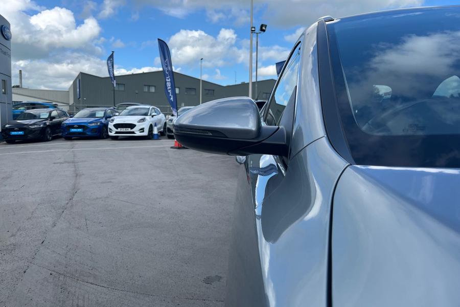 Kia CEED Photo autoimg-275c7dbf3c37d19e9b583a14385cfc86e333e3bb.jpg