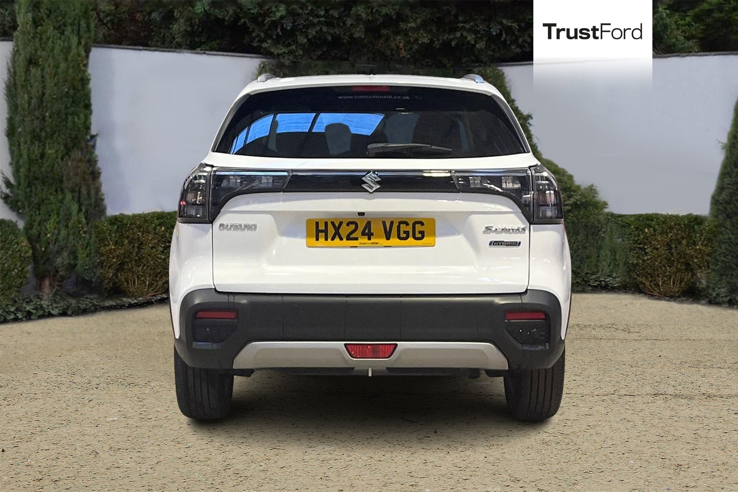 Suzuki S-CROSS Photo 6