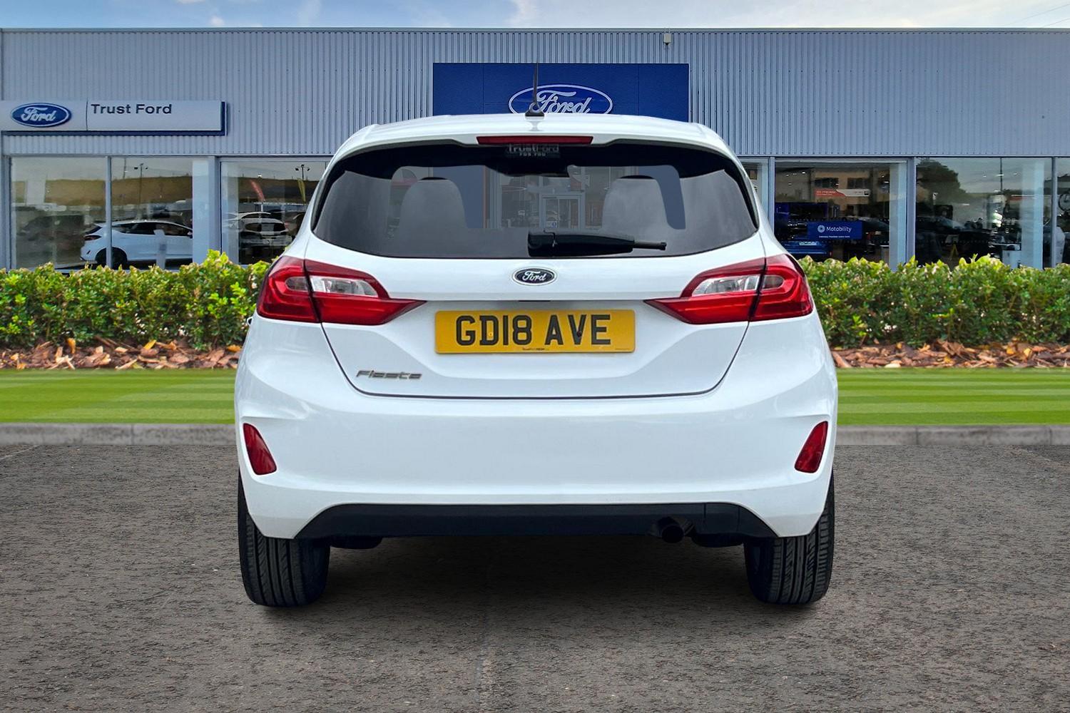 Ford Fiesta Photo 6