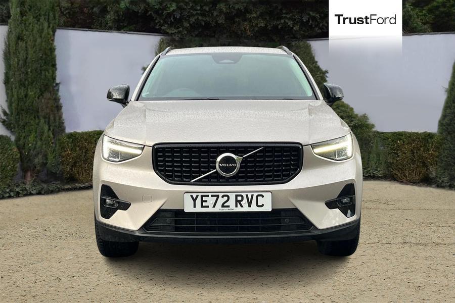 Volvo XC40 Photo autoimg-275f8a2242181c20bf0ff67d26955357e3ccbeef.jpg