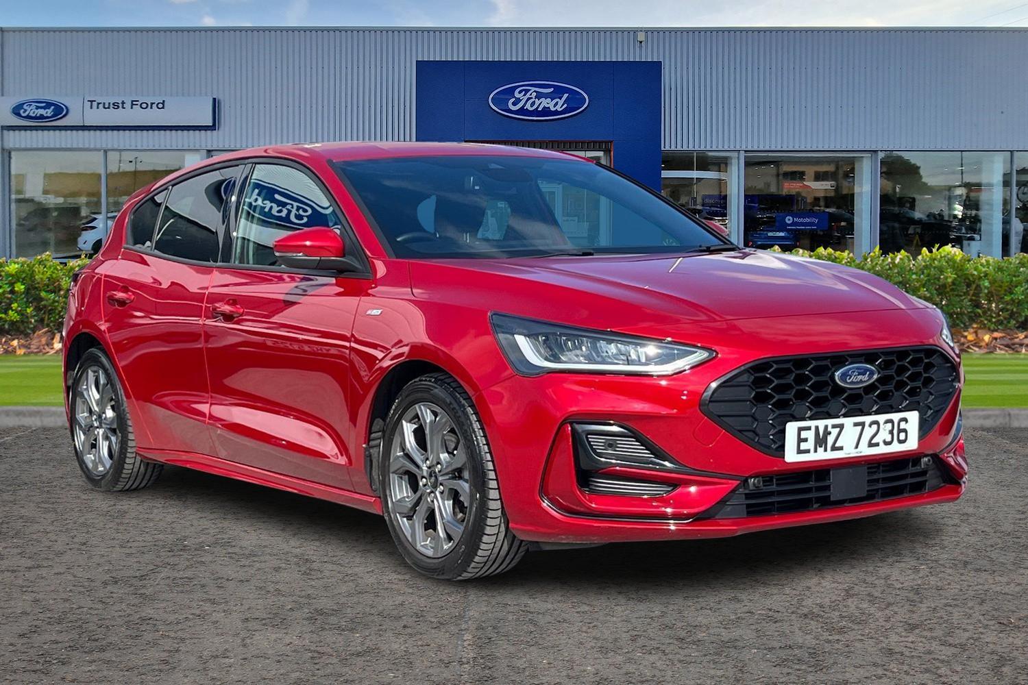 Ford Focus Photo 0