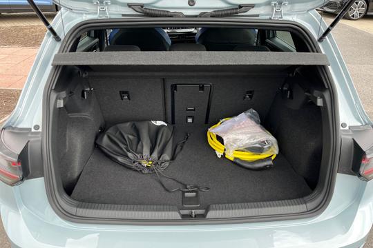 Volkswagen Golf Photo autoimg-276925d3ca84dd4c2c33aa5aaaac37bb0bde6ec5.jpg