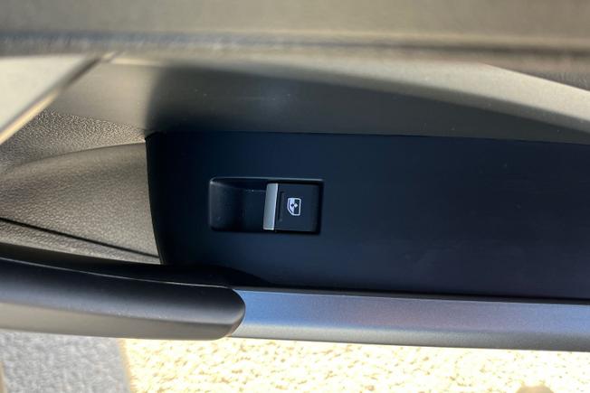 AUDI Q3 Photo 49
