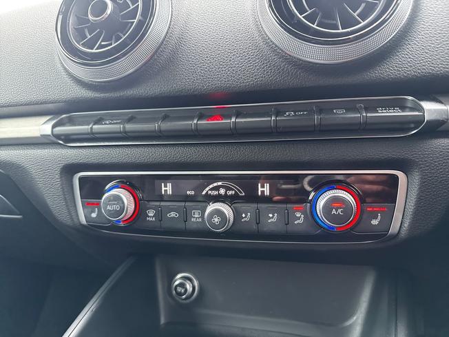AUDI S3 Photo 36