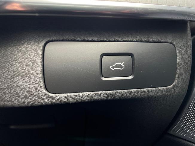 VOLVO XC90 Photo 21