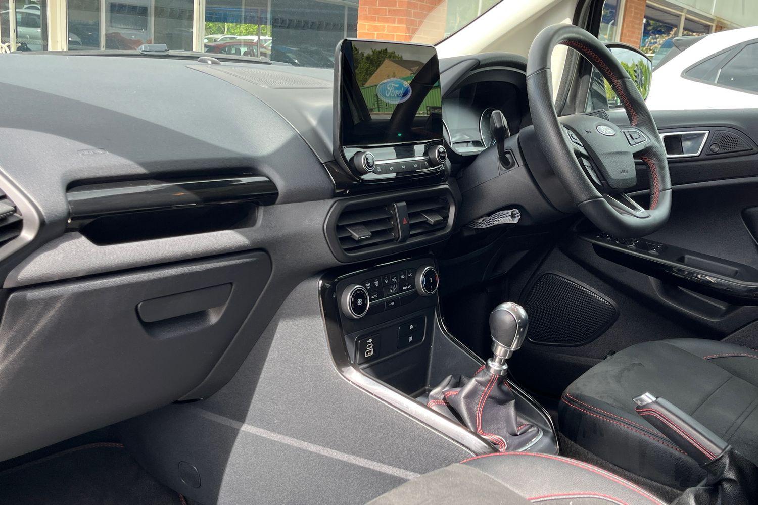Ford ECOSPORT Photo 17