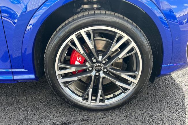 AUDI Sq5 Photo 25