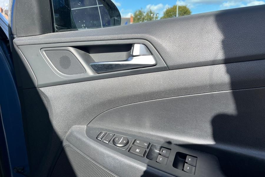 Hyundai TUCSON Photo autoimg-277636d3a098453b13daa144dcb82e3fc4912cd5.jpg