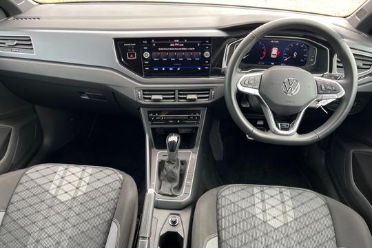 Volkswagen Polo Photo autoimg-277b87526f4fa5a53a7d79d731ad89435bcb3bec.jpg