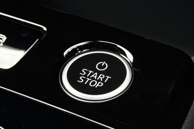 AUDI  Q6 Photo 26