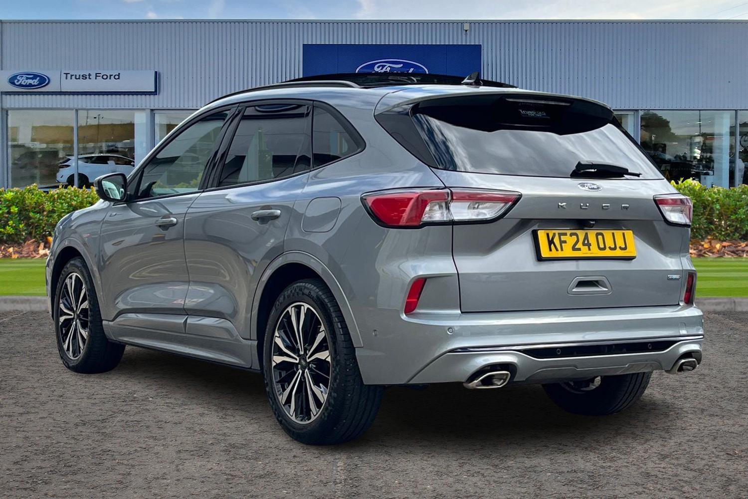 Ford Kuga Photo 1