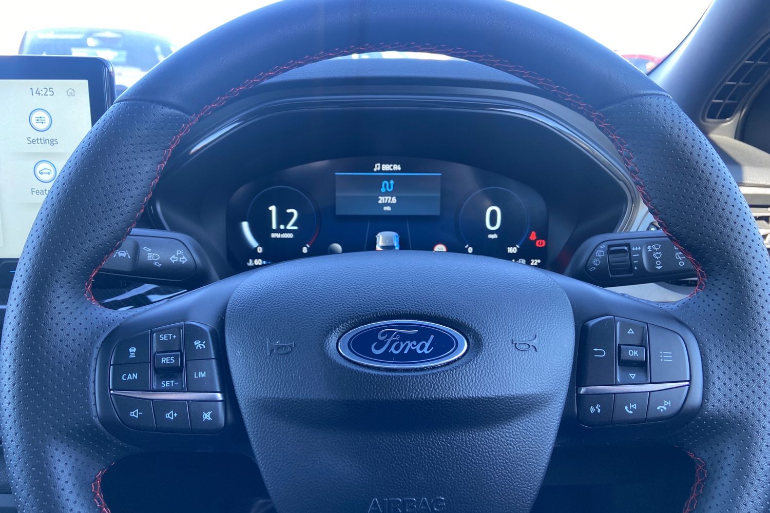 Ford FOCUS Photo 11