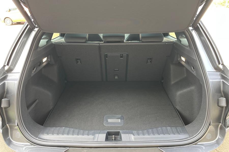 Ford Explorer Photo autoimg-278af811e431e7621c60007e9309dcbbeae79a47.jpg