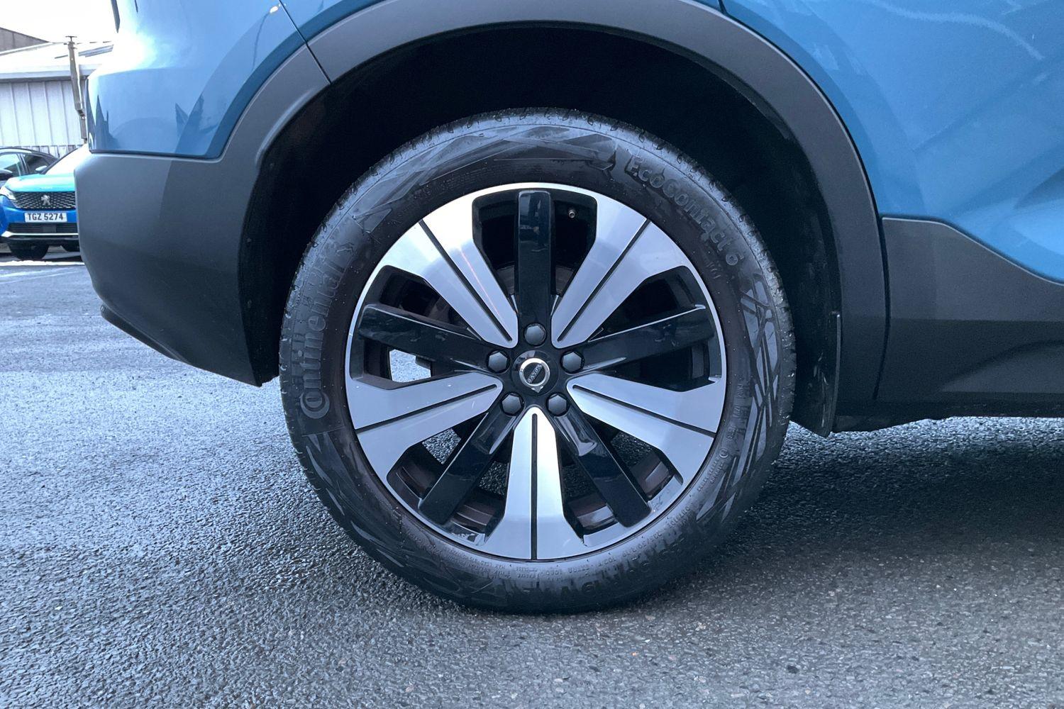 Volvo XC40 Photo 7
