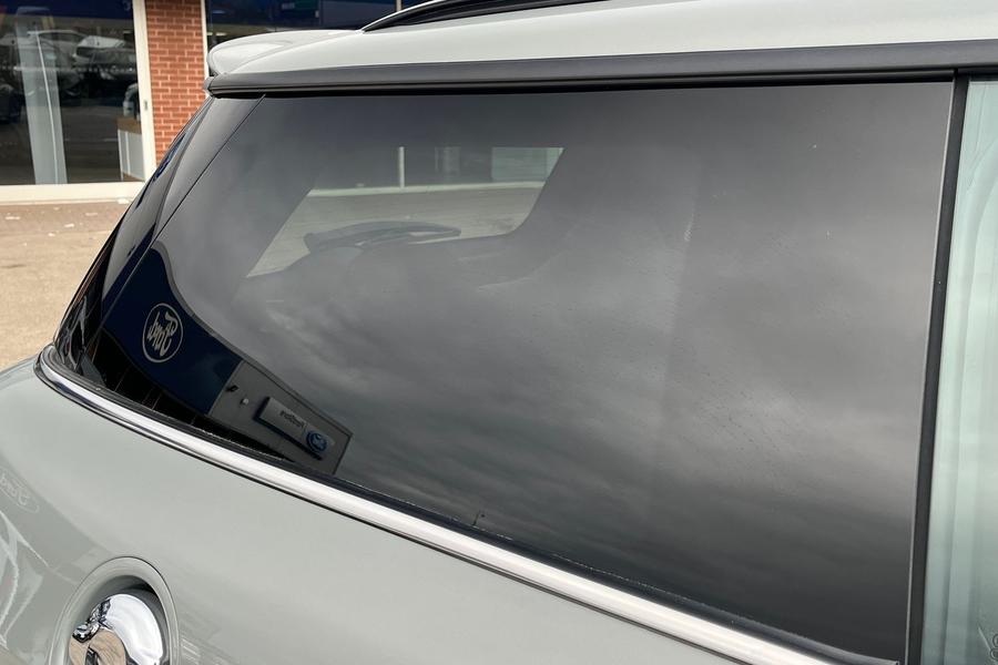 MINI Hatch Photo autoimg-27900f7334e03cbae5b448800f109bc060abdd86.jpg