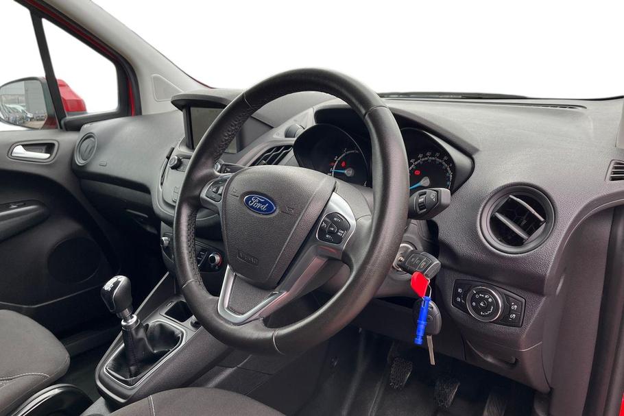 Used Ford TRANSIT COURIER YR22JWC 13